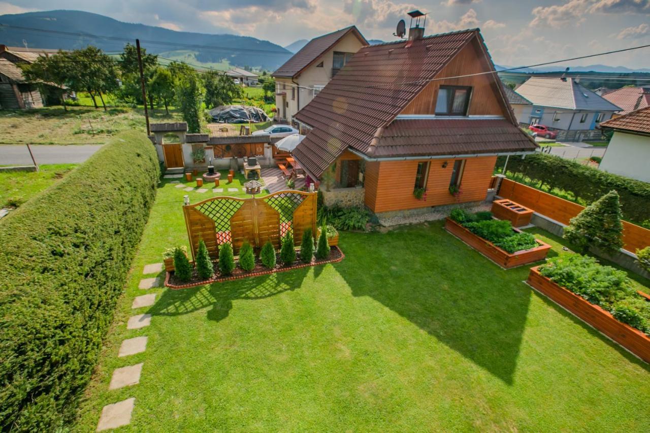 Privát NA CHALUPE Partizánska Ľupča 649 Villa Kültér fotó