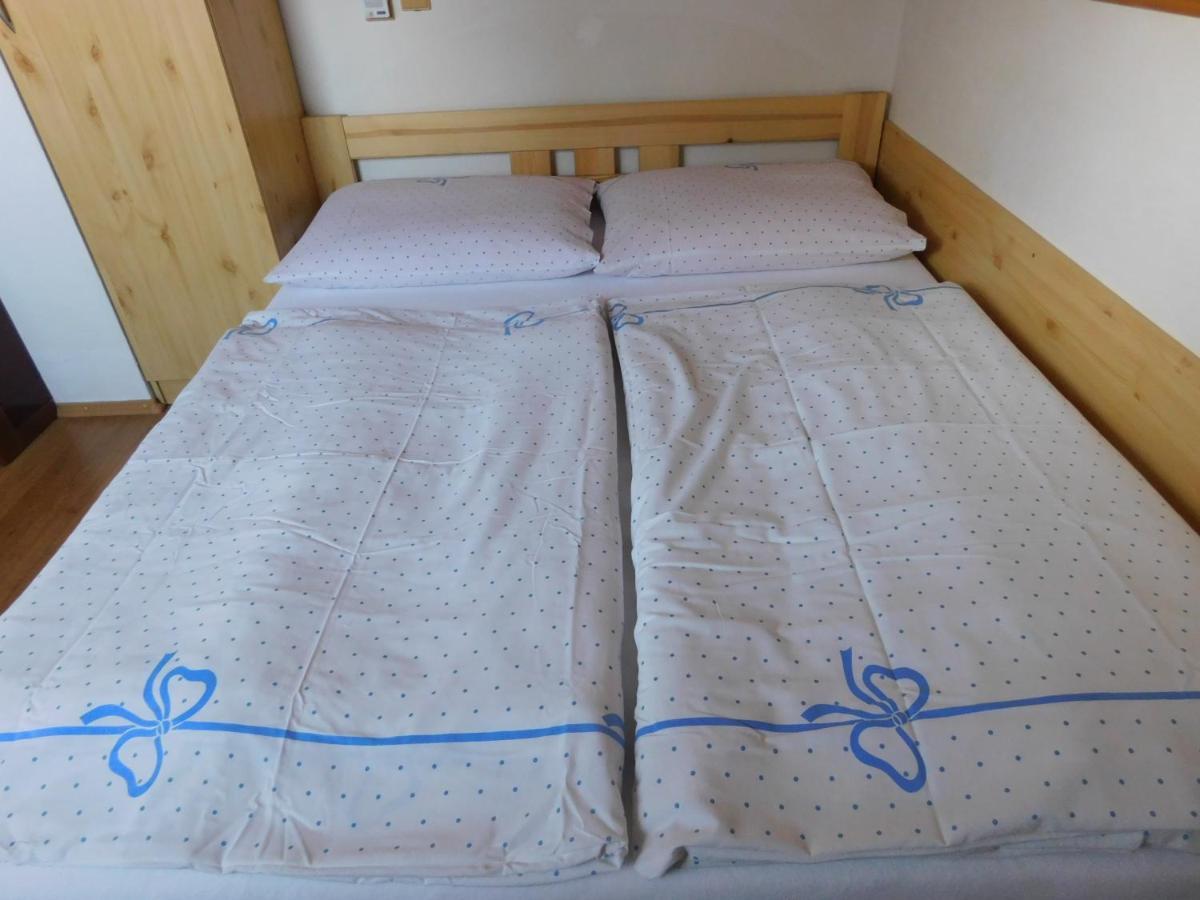 Privát NA CHALUPE Partizánska Ľupča 649 Villa Kültér fotó